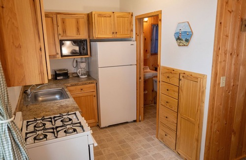 Hackensack Cabin | Webb Lake, Hackensack, Northern MN - 2 Bedroom, Sleeps 4 - Cabin #2 Blue Water