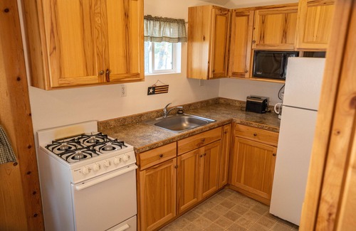 Hackensack Cabin | Webb Lake, Hackensack, Northern MN - 2 Bedroom, Sleeps 4 - Cabin #2 Blue Water
