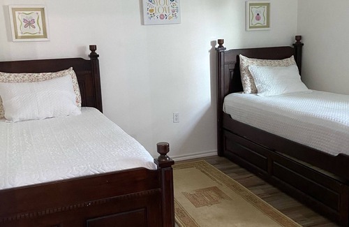 Van Zandt County House | Weekend retreat in just one hour from Dallas to unwind in the nature!