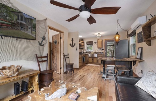 Weeki Wachee Gardens House | Weeki Wachee Pirate House