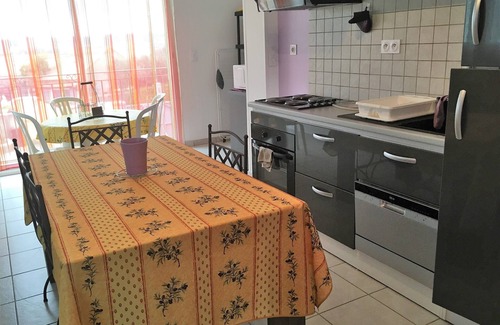 Montaren-et-Saint-Mediers Apartment | Weekly rental of tourist accommodation *, air conditioning, swimming pool, private parking