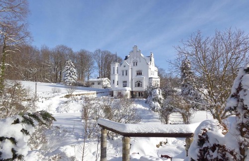 Friedrichsbrunn Apartment | WeisseVilla Friedrichsbrunn Fewo SOLIDE
