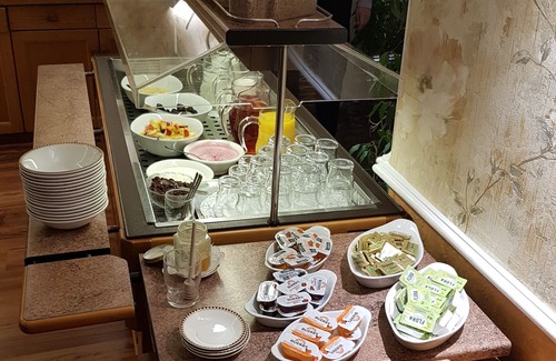 Douglas Hotel | Welbeck Hotel and Apartments