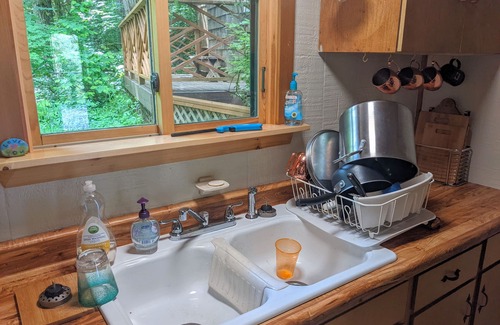 Kalama Cabin | Welch Cabin . n we love dogs