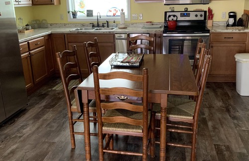Montello House | WELCOME! Are you looking to get away, to disconnect and relax? Look no further.
