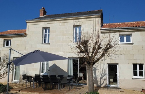 Saint-Macaire-du-Bois House | Welcome to Domaine de Brignon, family-run B&B in a former winegrowing farmhouse
