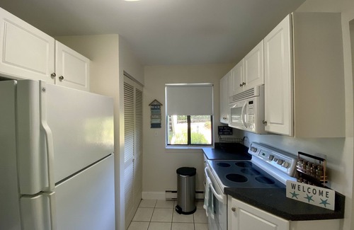 Brewster Condo | Welcome to Chilton Village of the Ocean Edge Resort. Enjoy your stay in a bright first floor condo.