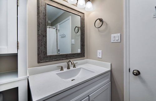 Havelock House | Welcome to Comfort Court. A small town atmosphere close to many amenities.
