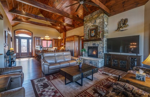 Murphy Ski Chalet | Welcome to Crisp Mountain Lodge!