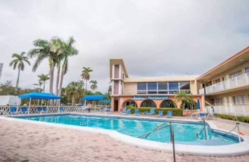Hallandale Beach Apartment | Welcome to Hallandale Studio