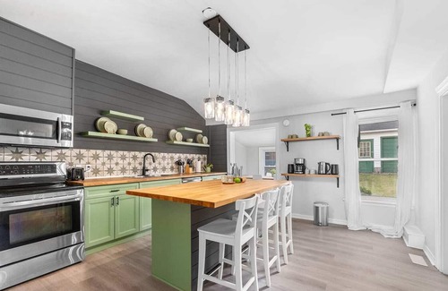 Prince Edward House | Welcome to Margaritas on Main!