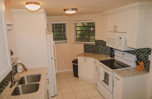 La Grande Princesse Condo | Welcome to Merry Mermaid! Steps from the Caribbean Sea! One level, 2-bedroom, 2-bathroom