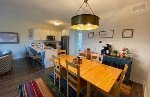 Saint Joseph House | Welcome to MI Vacation Retreat in St. Joseph, Michigan!