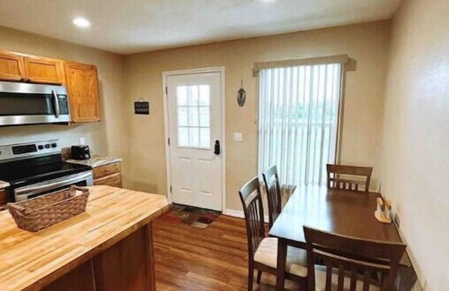 Pryor Apartment | Welcome to Natures Nest!nn