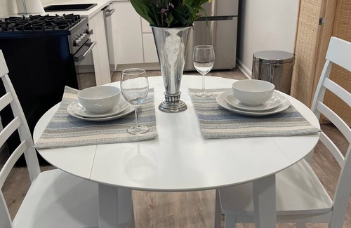 Darien Apartment | Welcome to our junior one-bedroom located in the beautiful town of Darien.