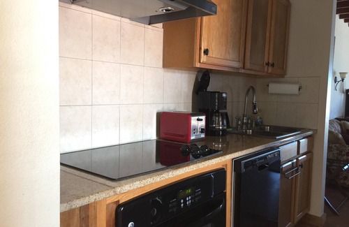 Somerset Village Apartment | Welcome To Paradise 'AAA' - OCEANFRONT Private Romantic Getaway!