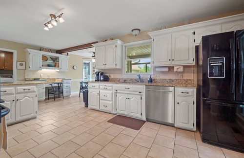 Joelton House | Welcome to Paradise Ridge Farms, your Tennessee country retreat.