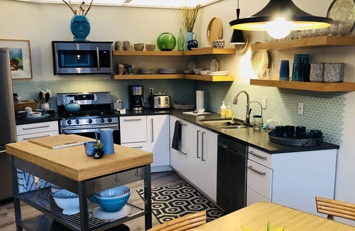 Rio del Mar House | Welcome to Peace & Plenty! Newly remodeled 3 brm, house. 10 houses from sand!