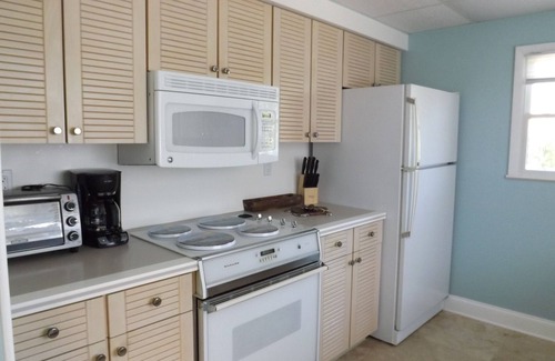 Twin Lakes House | Welcome To The Best Catch In Key Largo On The Water and Private Pool