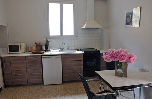 Avignon Cottage | Welcome to the farmhouse of the violet