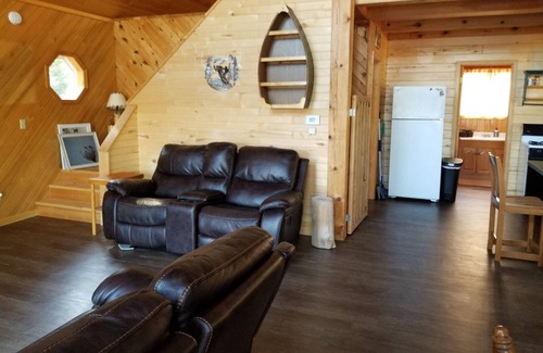 Shingleton House | Welcome to The Nauti Pine Lodge