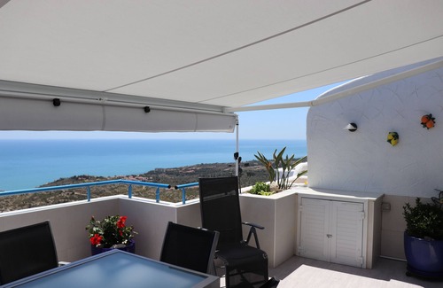 Peniscola Apartment | Welcome to the Perla Blanca apartment building 'The White Pearl' in Peñiscola,