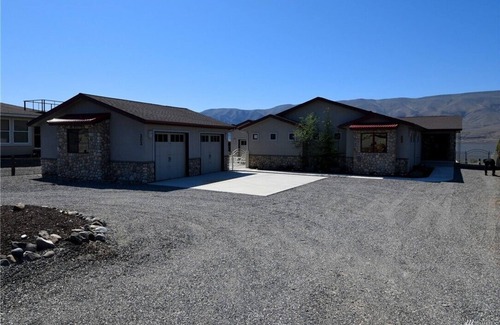 Desert Aire House | Welcome to the Rive Rock Retreat!