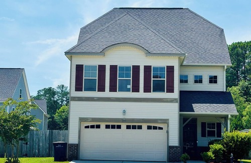 Westgate House | Welcome to the Royal Palace! Spacious 4-bedroom house with Gym and Theater!