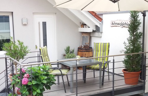 Kiechlinsbergen Apartment | Welcome to the "Schnaeggehiesli" at the beautiful Kaiserstuhl.