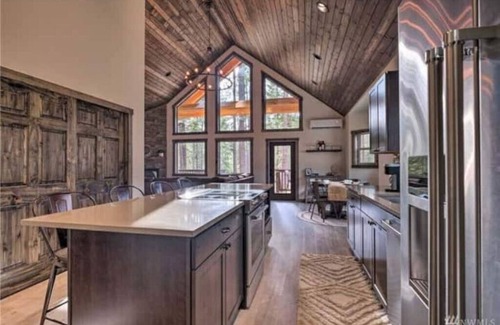 Ronald House | Welcome to the Wapiti Cabin! Near Lake Cle Elum!