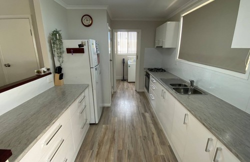Jurien Bay House | Welcome to Tre-Sorelle (meaning 3 Sisters). This charming property is perfect for you & your family