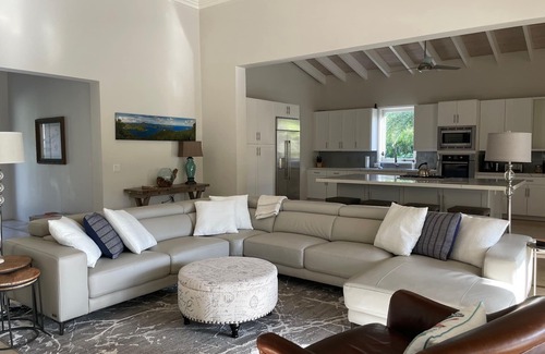 Fish Bay Villa | Welcome to your island home, Mystical Mermaid!