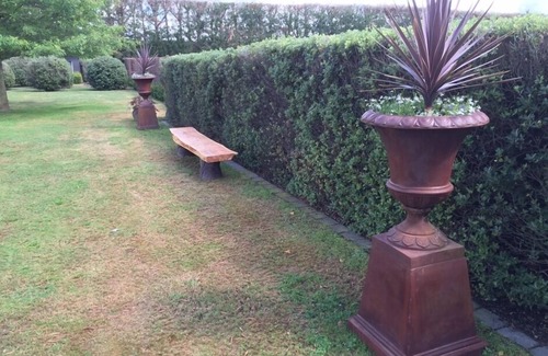 Swannanoa Apartment | Welcome to your perfect getaway! Only 20 min from CHCH, Swallow's 'Wing' Apt