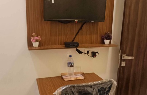 Airoli Hotel | Welcome Vista