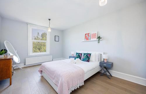 Tooting Apartment | WelcomeStay Colliers Wood Two Bed Apartment - Home Away from Home