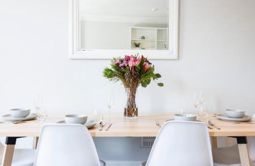 Tooting Apartment | WelcomeStay Colliers Wood Two Bed Apartment - Home Away from Home