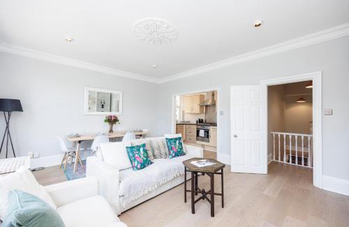 Tooting Apartment | WelcomeStay Colliers Wood Two Bed Apartment - Home Away from Home