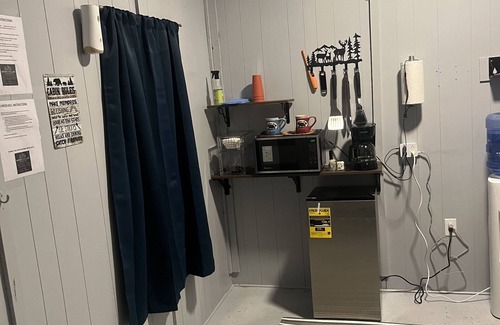 Dushore Cabin | Welcoming 1-bedroom cabin in Dushore at Rocky Valley Campground Cabin 1