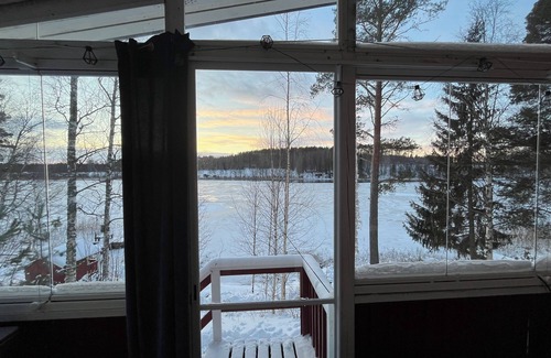 Aijala Cottage | Welcoming 2-bedroom semi-detached cottage by the lake in Central Finland