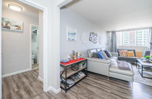 Downtown Atlanta Apartment | Welcoming Barn, 2 BEDROOM & 1 Bath & Parking