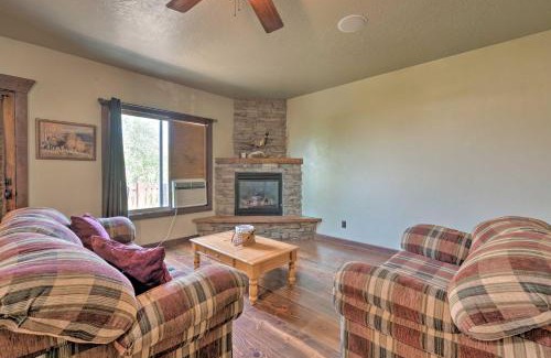 Sterling House | Well-Appointed Sterling Casita with Full Kitchen!