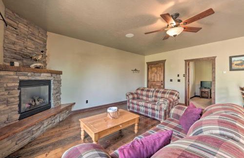 Sterling House | Well-Appointed Sterling Casita with Full Kitchen!