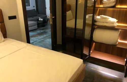 Tanja Balia Apartment | Well equipped apartment with luxurious interior furnishings