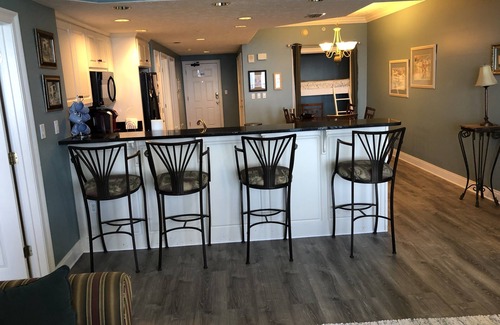 Lower Grand Lagoon Condo | Well equipped for families-condo w/beach chairs, WIFI.