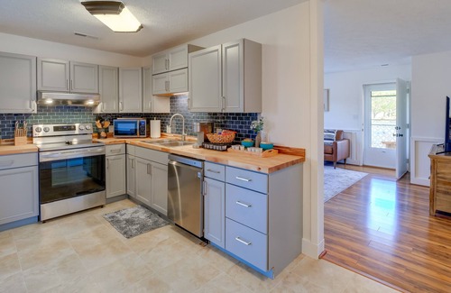 Wytheville Apartment | Well-Equipped Wytheville Apt: Walk to Main Street!