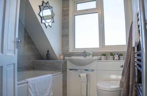 Wolverton House | Well-furnished 3-Bedroom house