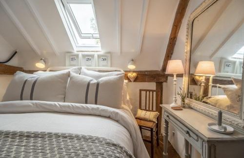 Wenhaston House | Well Green Cottage