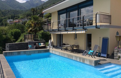 Tenero-Contra House | Well kept family-friendly holiday home with beautiful views and private pool