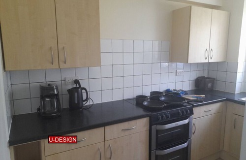 Lea Bridge Apartment | Well-Known Walthamstow