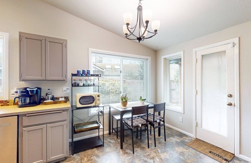 Eugene House | Well-stocked and centrally located home with patio & enclosed yard